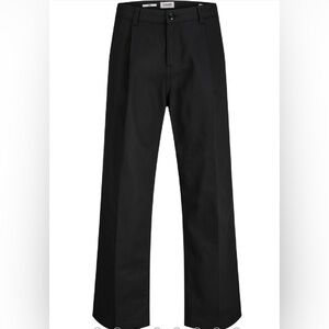 Jack & Jones Wide Fit Pleated Front Black Pant NWT